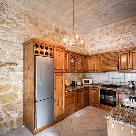 Сasa de vacaciones 4 Bedroom With Private Pool *