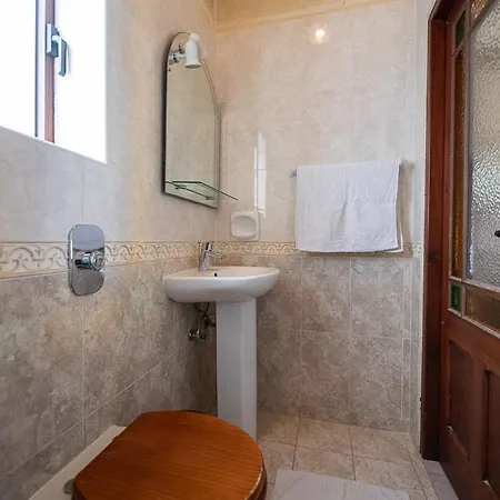 Case de vacanță 4 Bedroom With Private Pool *